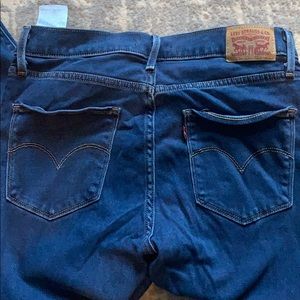 Levi’s 720 high rise super skinny
